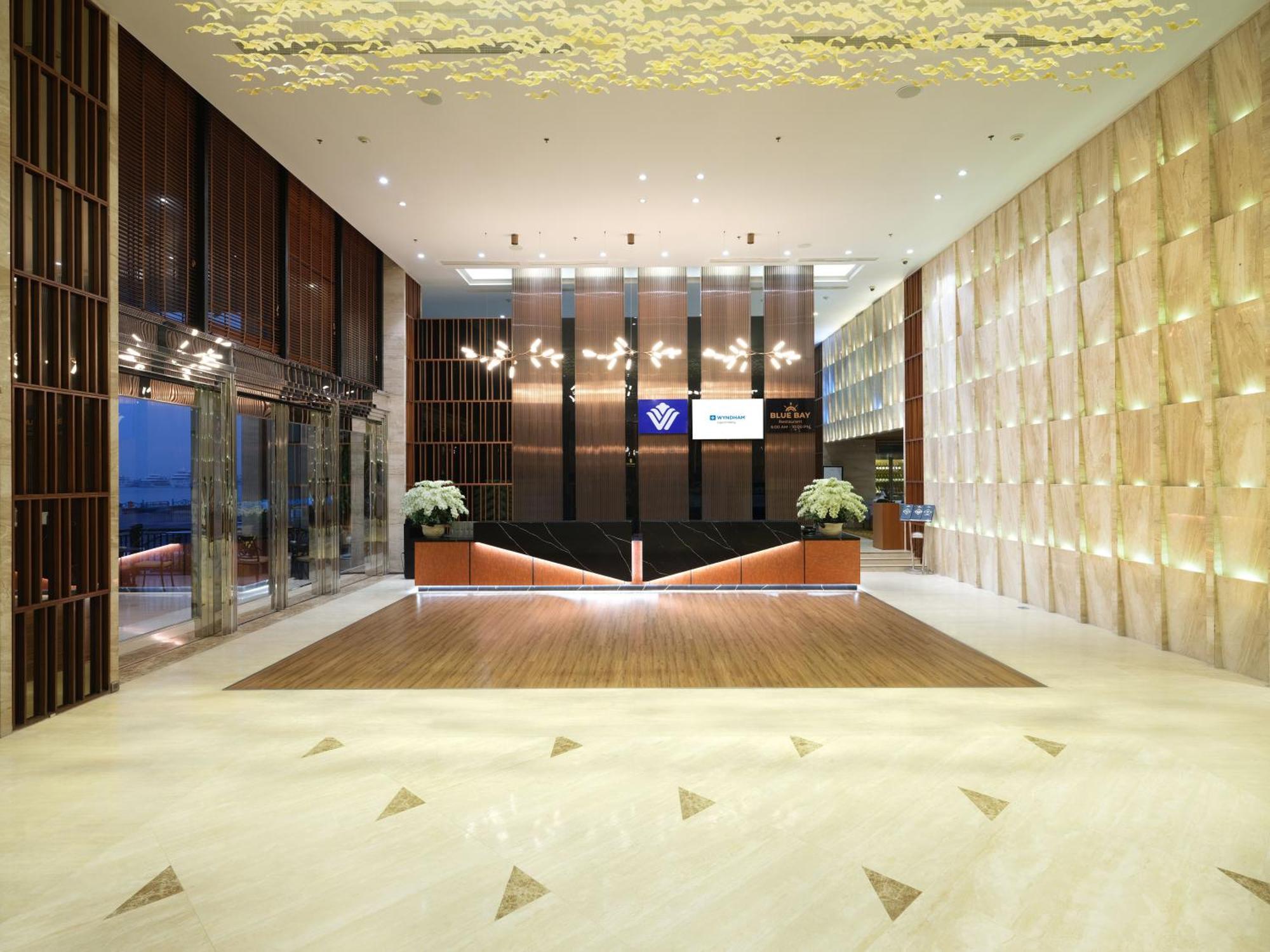 Hotel Wyndham Legend Halong Ha Long Exterior foto