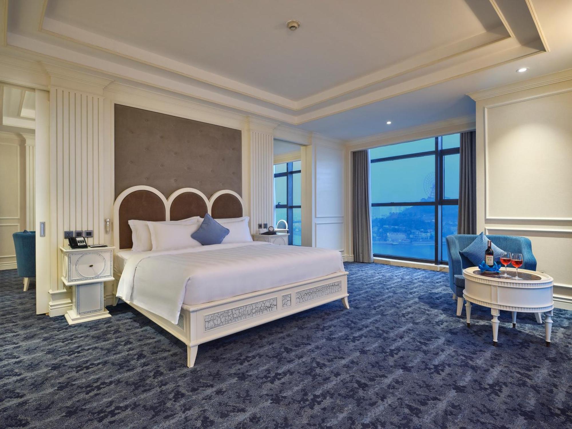 Hotel Wyndham Legend Halong Ha Long Exterior foto
