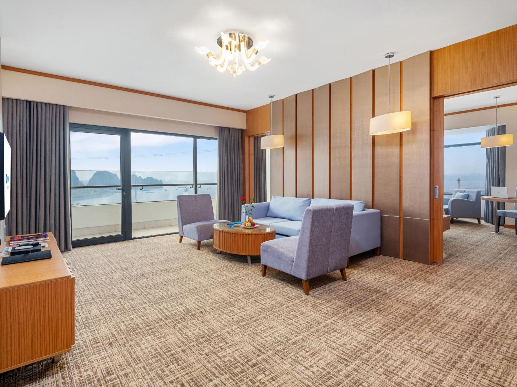 Hotel Wyndham Legend Halong Ha Long Exterior foto