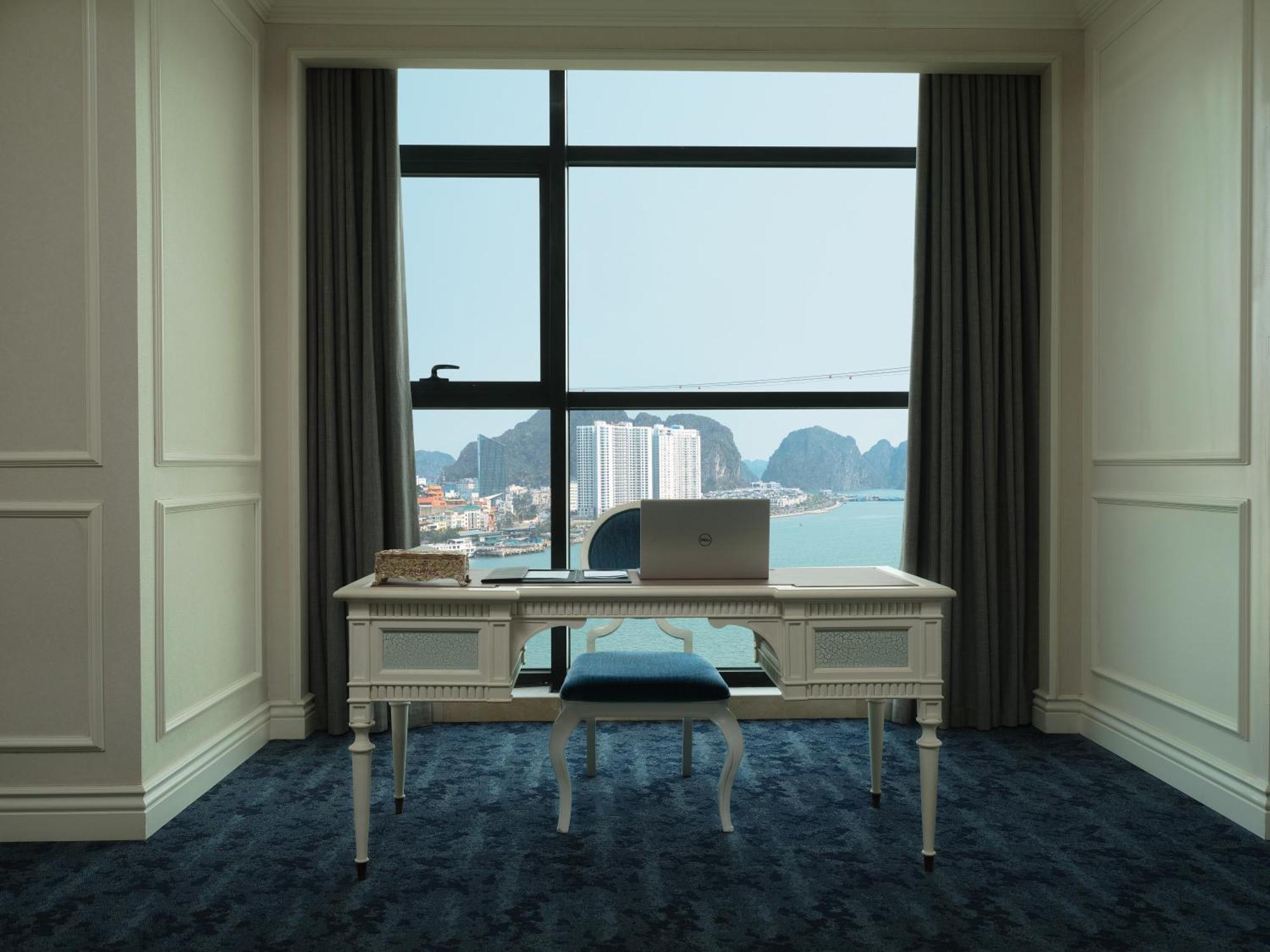Hotel Wyndham Legend Halong Ha Long Exterior foto