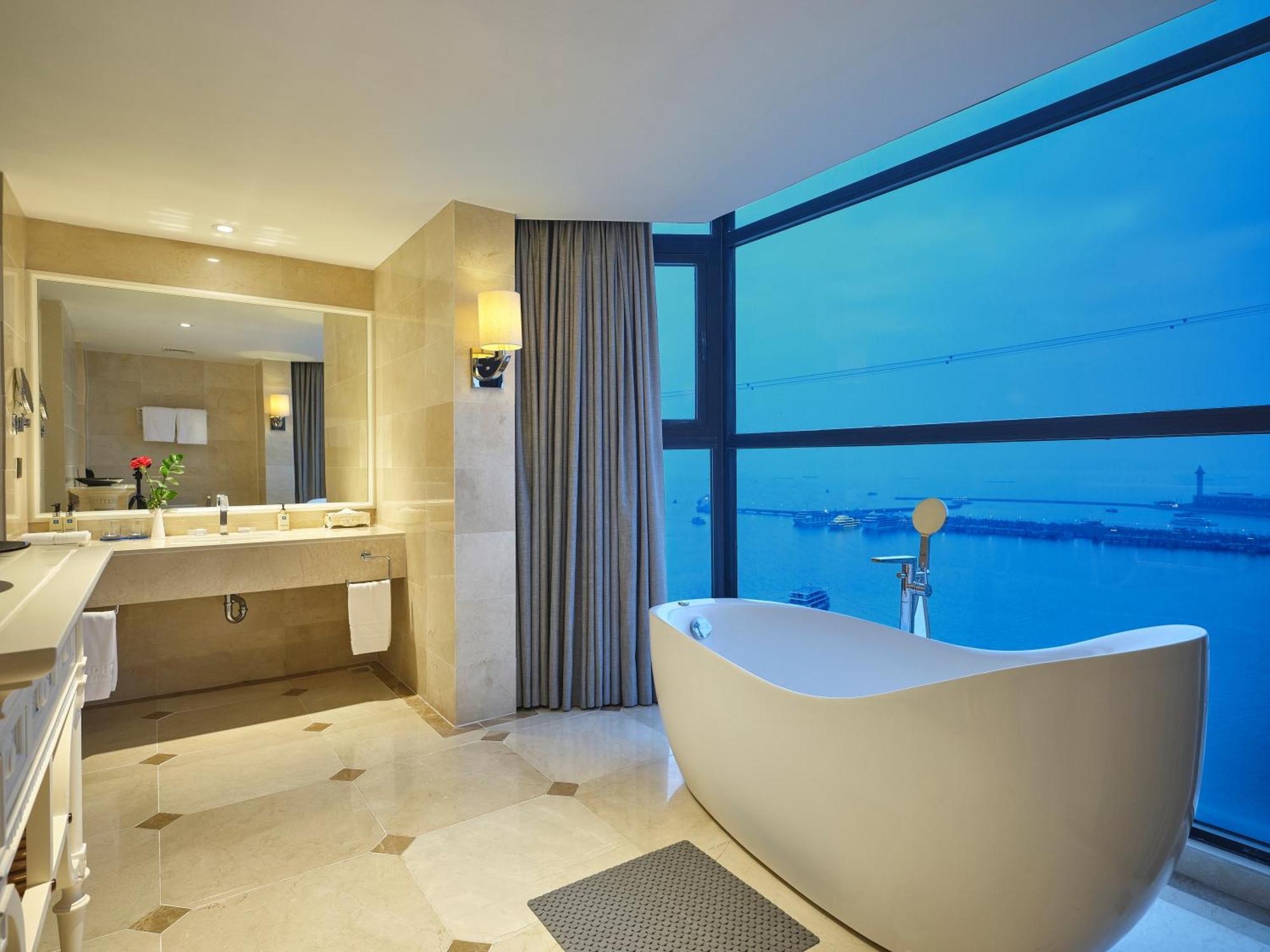 Hotel Wyndham Legend Halong Ha Long Exterior foto