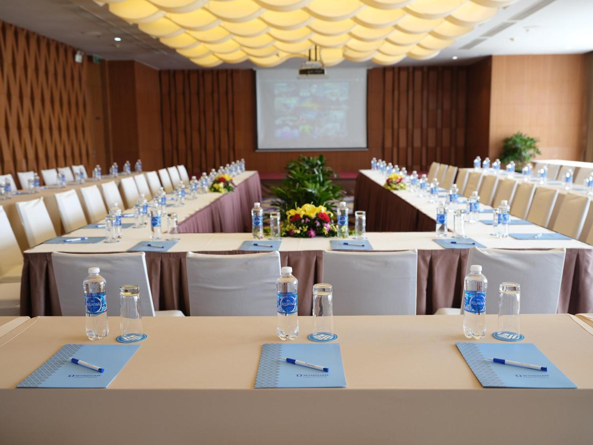 Hotel Wyndham Legend Halong Ha Long Exterior foto